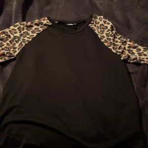 Chic soul 2x thin cheetah sweater